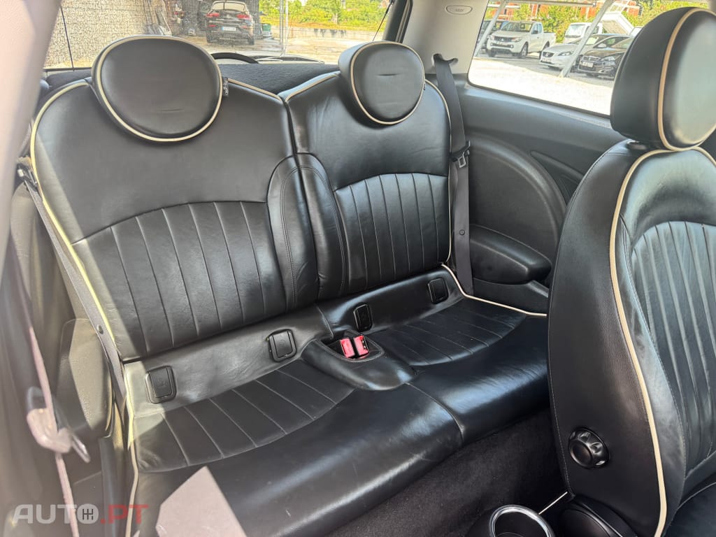 MINI Cooper D