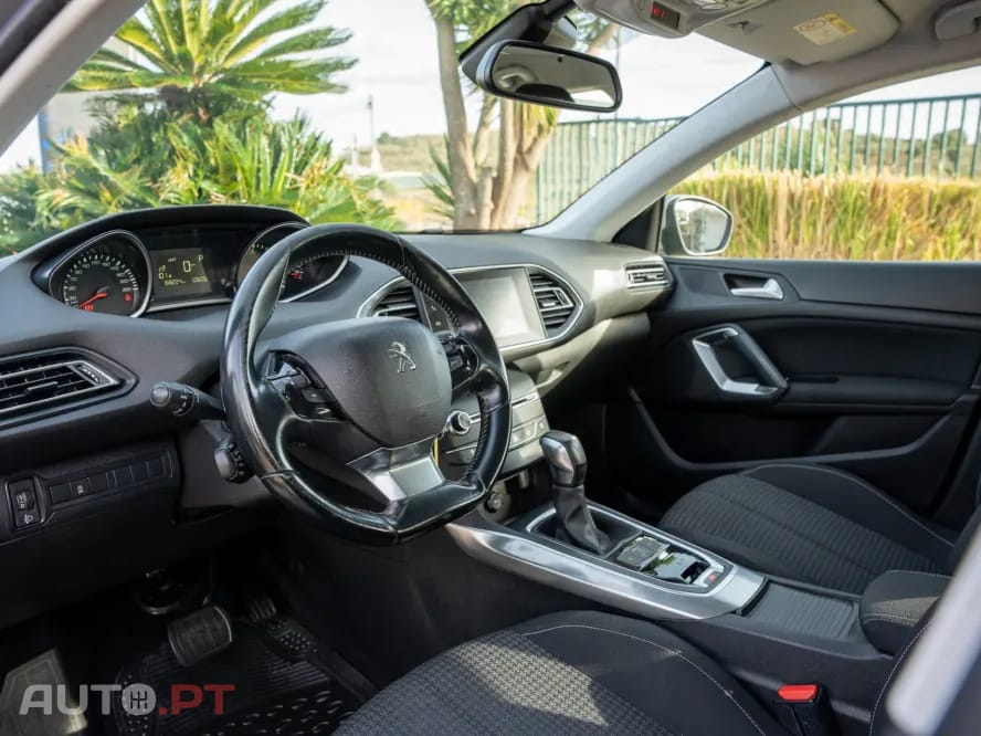 Peugeot 308 SW 1.5 BlueHDi Active EAT8