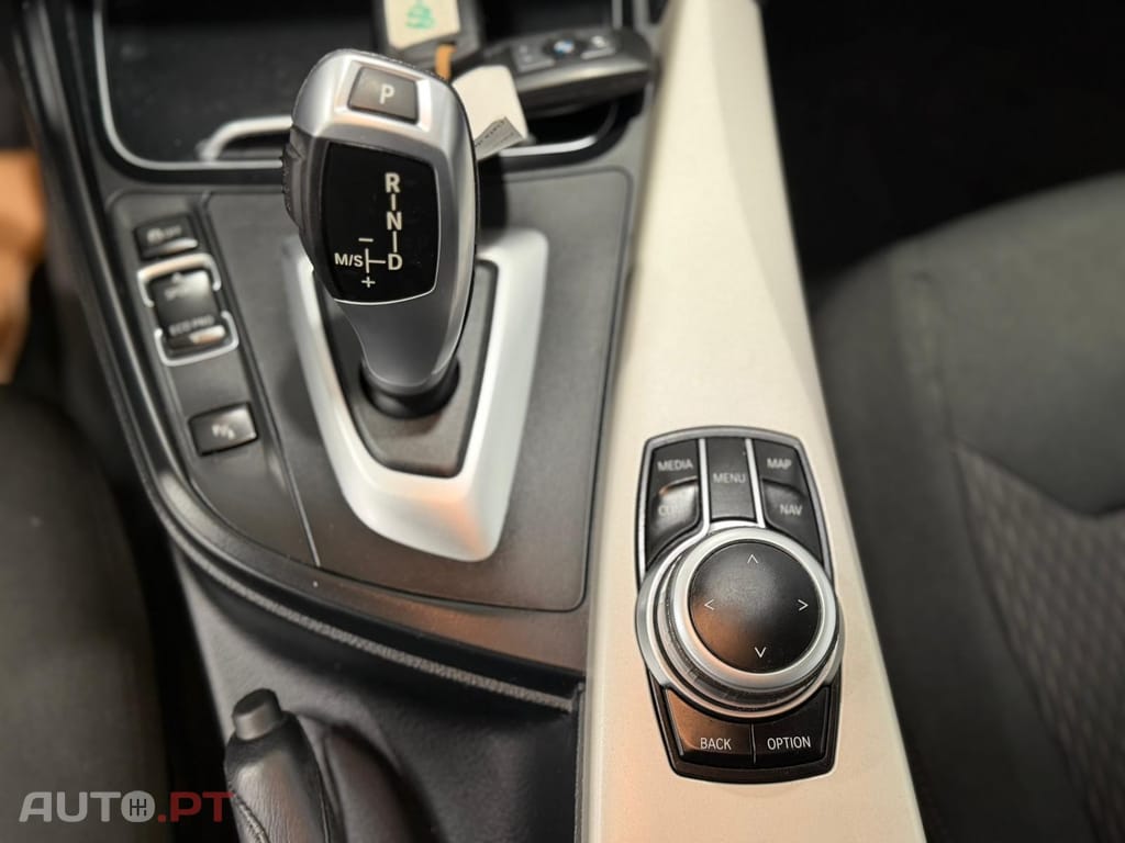 BMW 418 d Advantage Auto