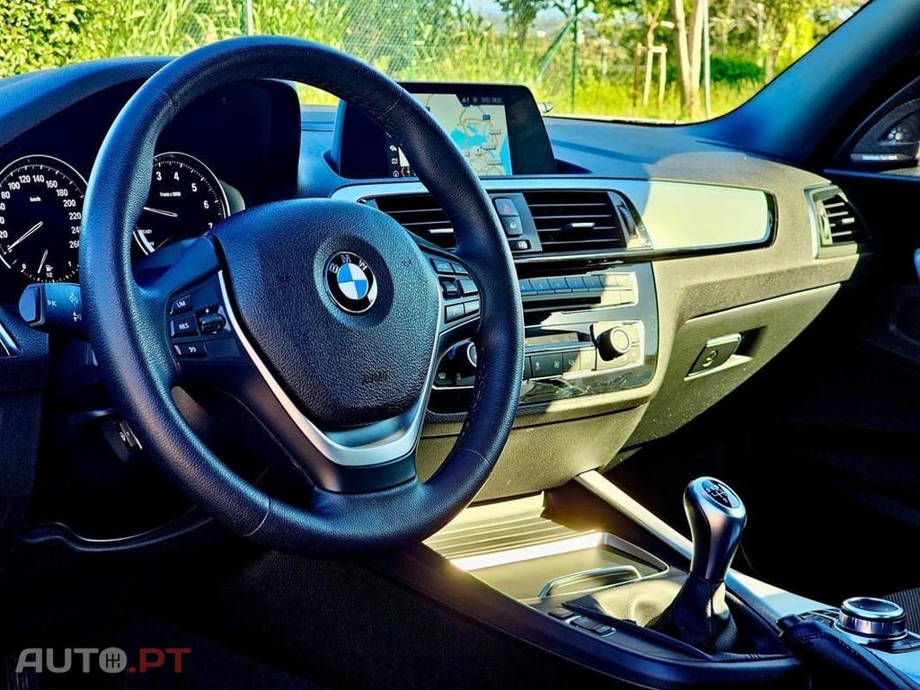 BMW 218 i Cabrio Luxury Line