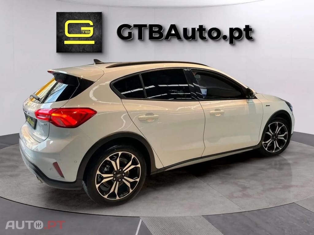 Ford Focus EcoBoost MILDHYBRID