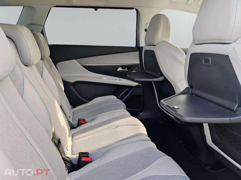 Peugeot 5008 1.5 BlueHDI  EAT8 ALLURE