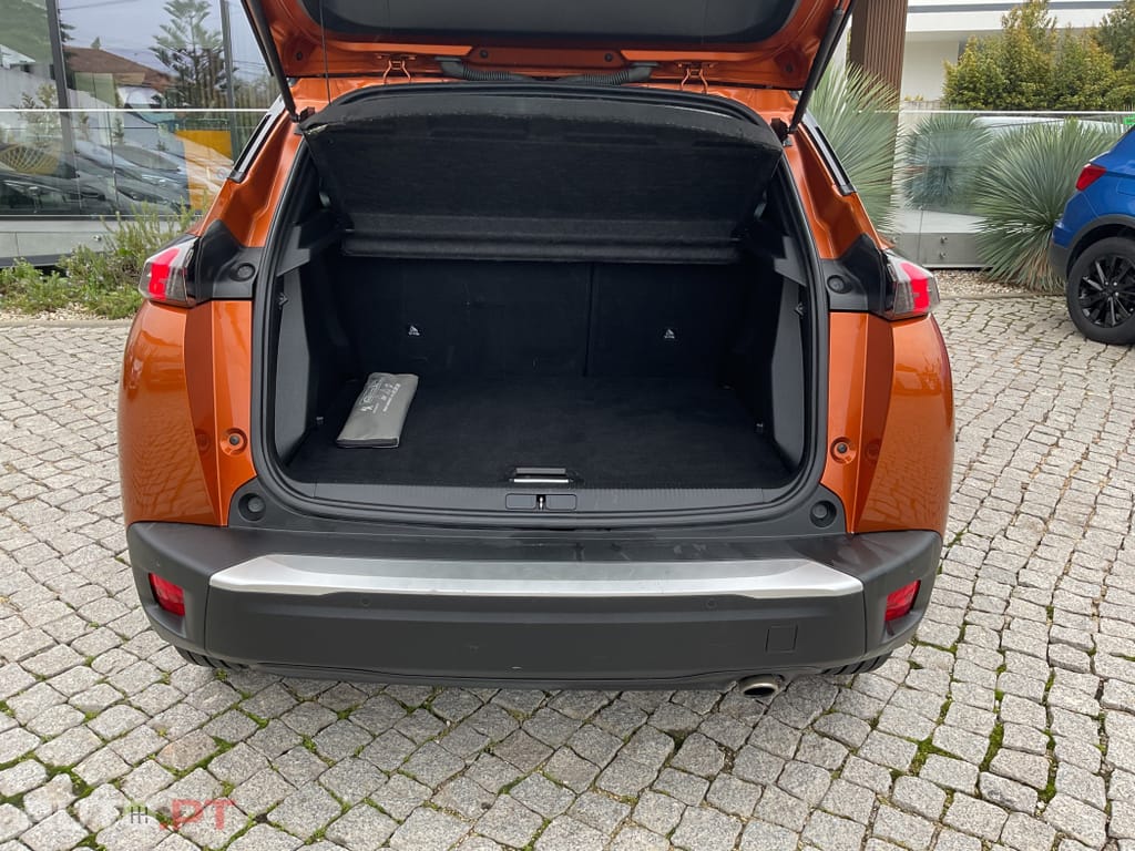 Peugeot 2008 1.5 BlueHDi Allure