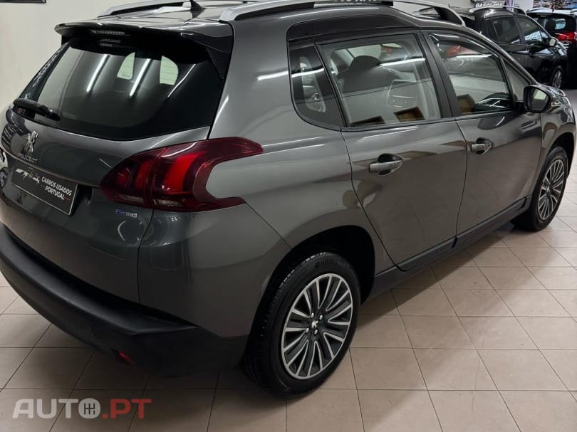 Peugeot 2008 1.2 PureTech Active