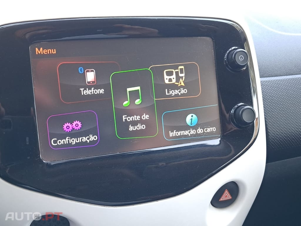 Citroen C1 1.2 VTi Shine