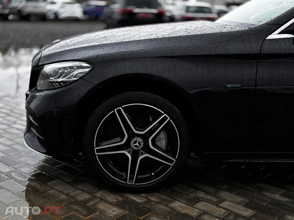 Mercedes-Benz C 300 de AMG Line