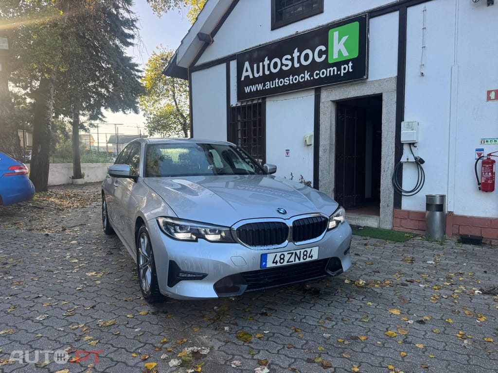 BMW 318 d Line Luxury Auto