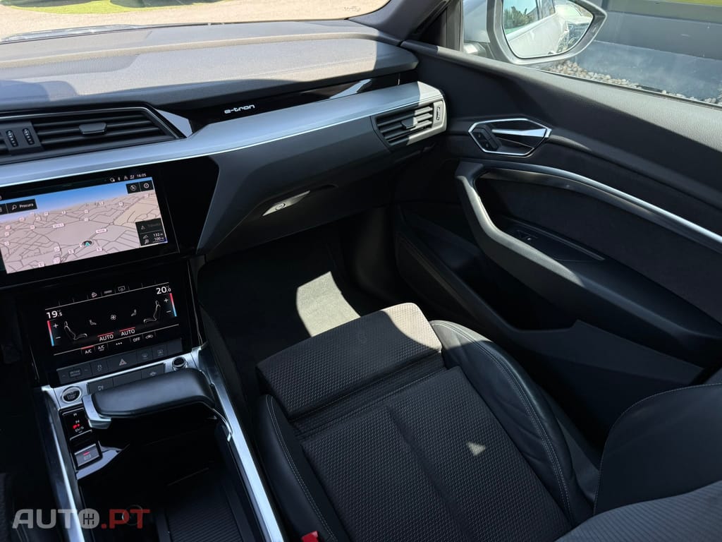 Audi E-Tron 55 quattro S line