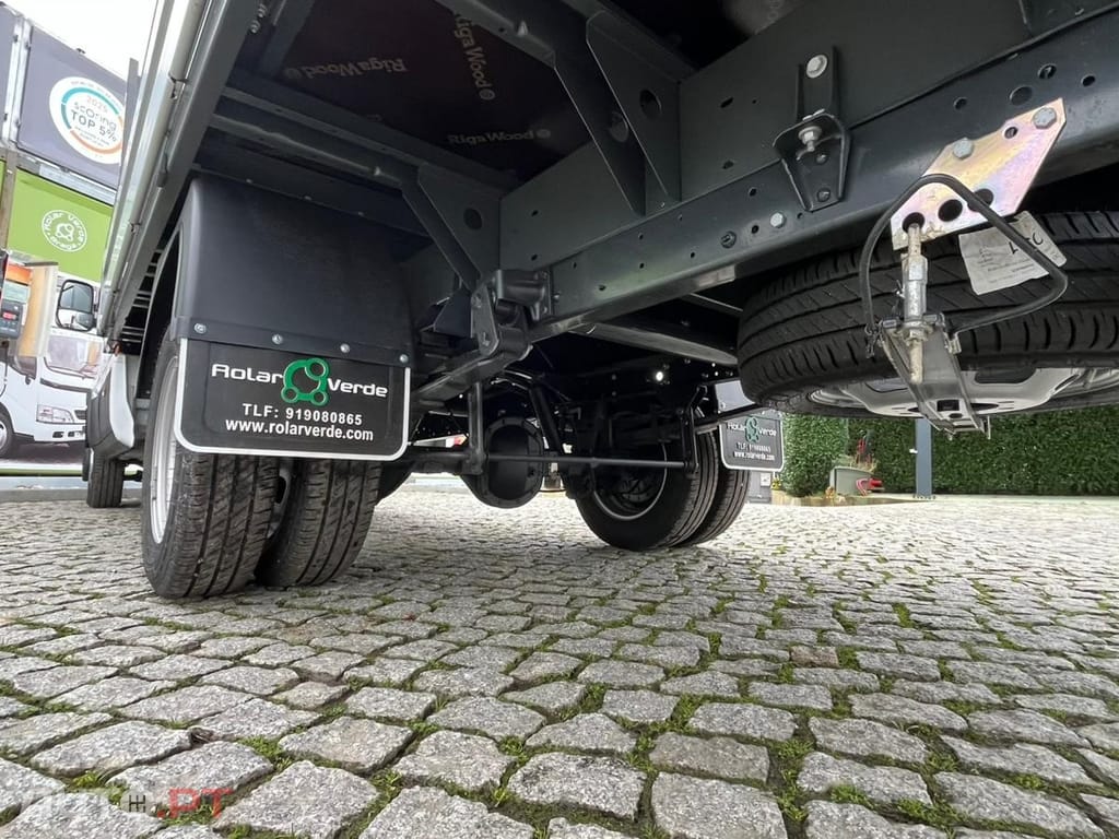 Iveco Daily 3.0 - 180 CV CABINE DUPLA