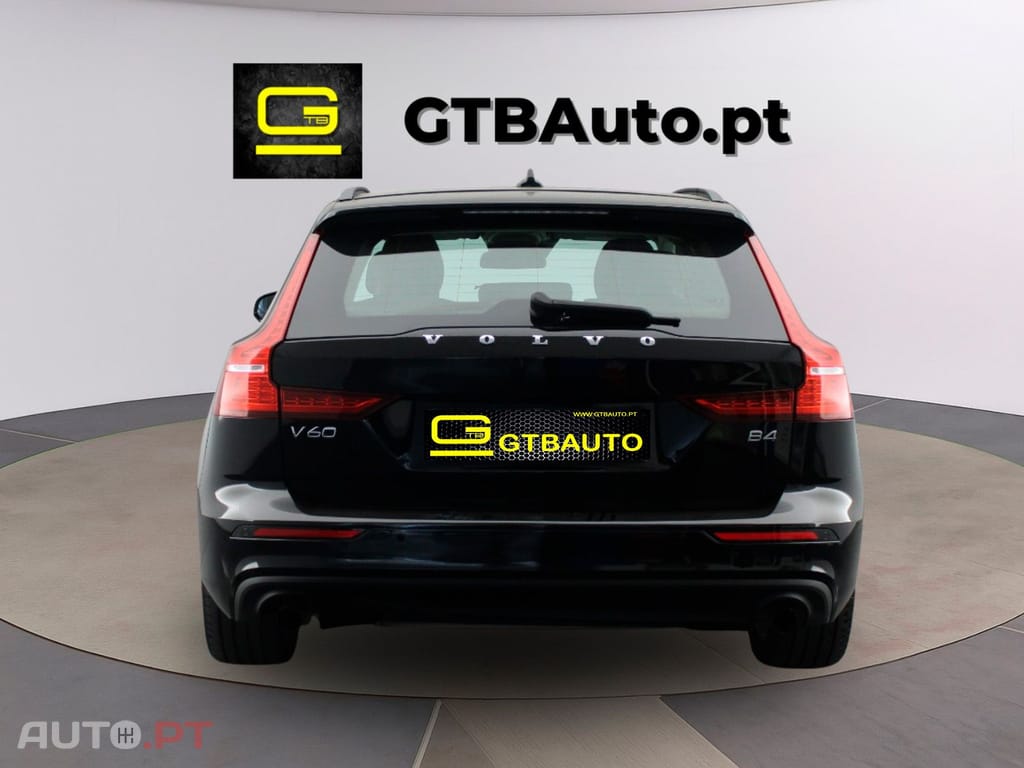 Volvo V60 2.0 B4 MOMENTUM CORE GEARTRONIC 5D I.V.A DEDUTIVEL