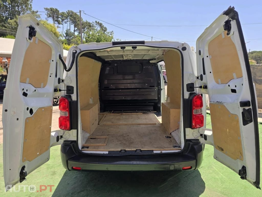 Peugeot Expert 2.0 BlueHDi L2H1 PREMIUM STANDARD
