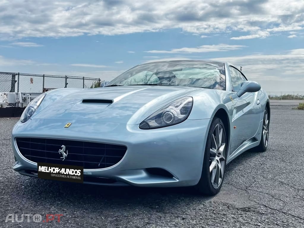 Ferrari California 4.3 V8