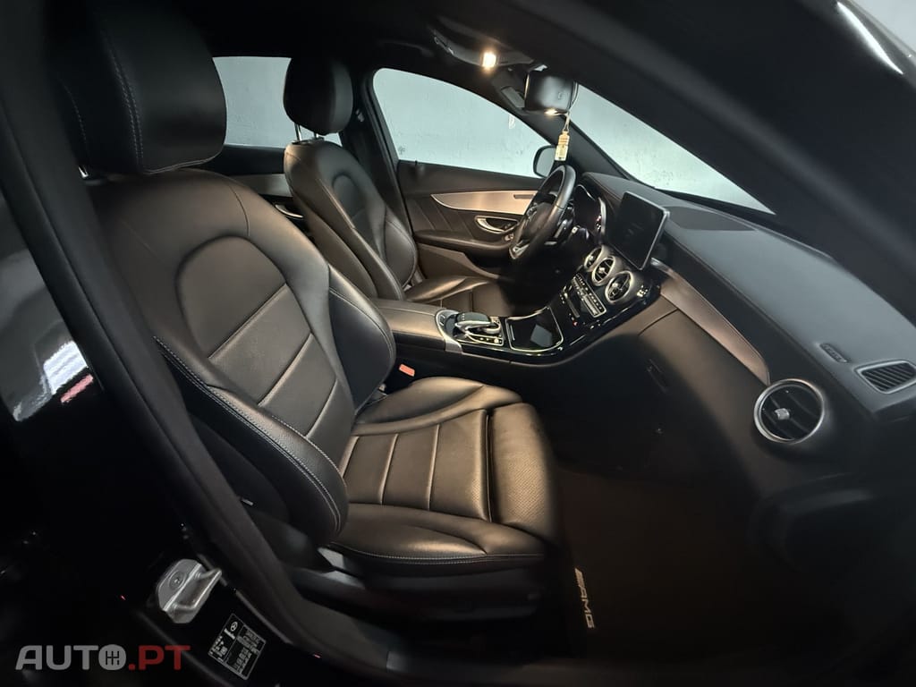Mercedes-Benz C 220 (BlueTEC) d 7G-TRONIC AMG Line