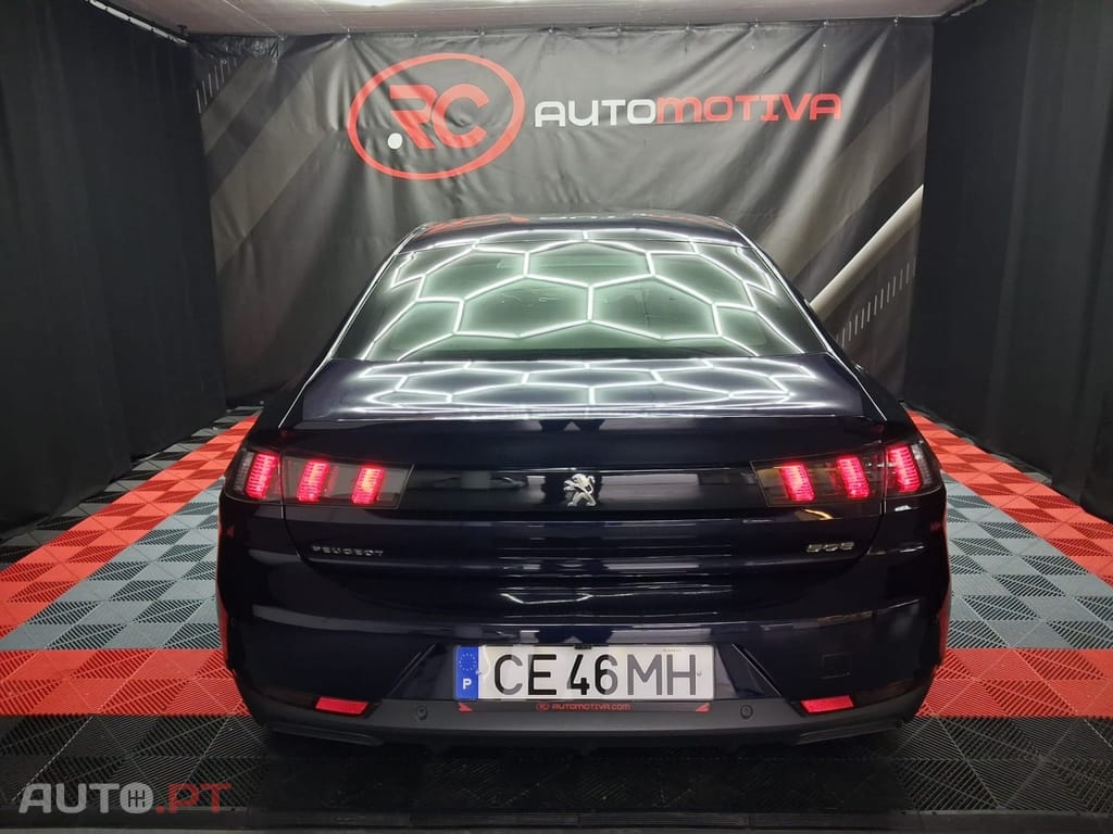 Peugeot 508 1.2 PureTech Active Pack EAT8 — fotografia 5