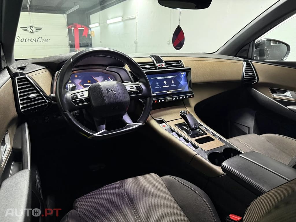 DS DS7 Crossback ND