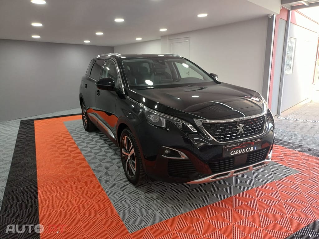 Peugeot 5008 1.5 BlueHDi Allure EAT8
