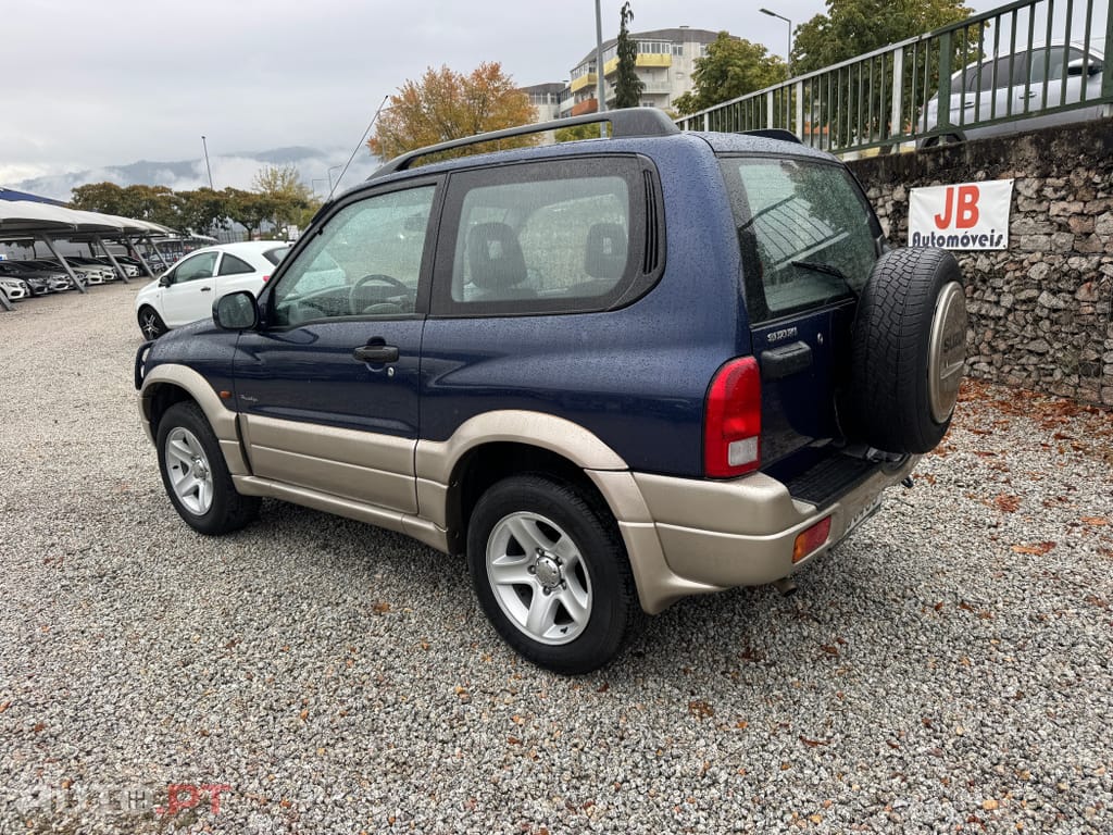 Suzuki Grand Vitara MT 1.6 Prestige