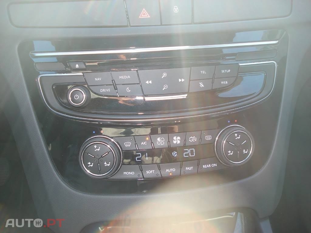 Peugeot 508 RXH 2.0 HDi Hybrid4 2-Tronic