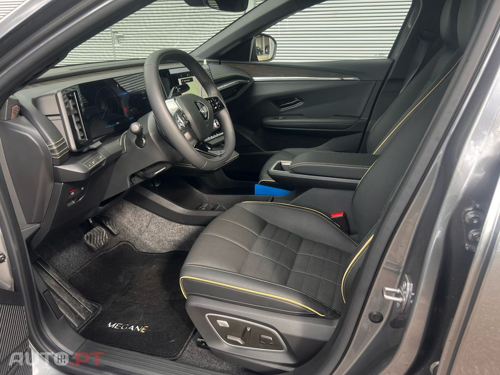 Renault Mégane E-Tech Iconic Optimal Charge 60 KW 220cv