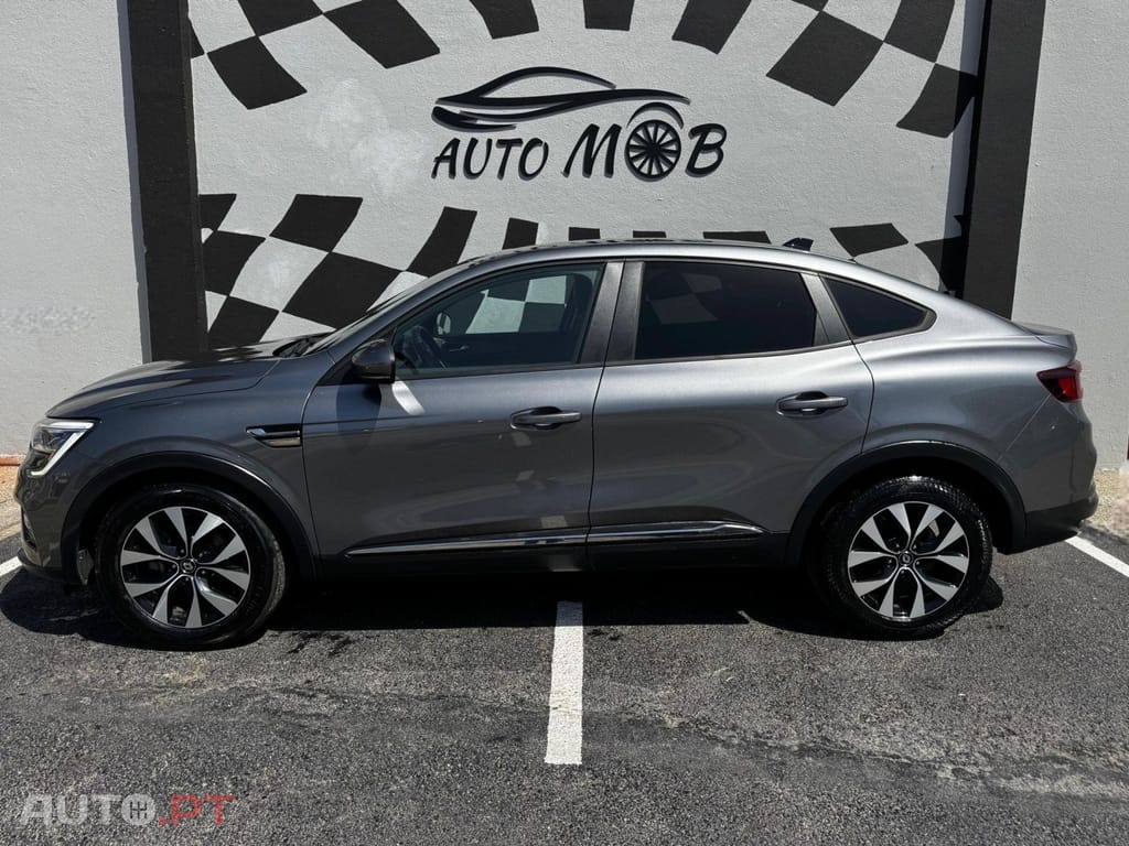 Renault Arkana 1.6 E-Tech Business