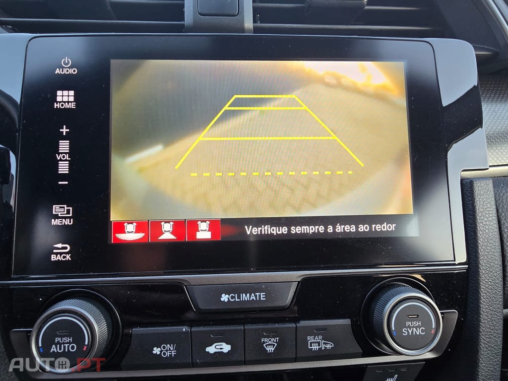 Honda Civic 1.0 ELEGANCE NAV