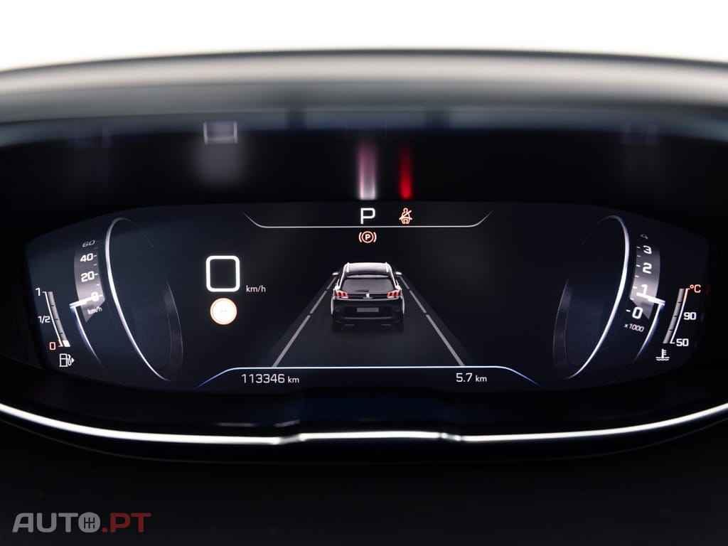 Peugeot 5008 1.5 BlueHDi Allure EAT8