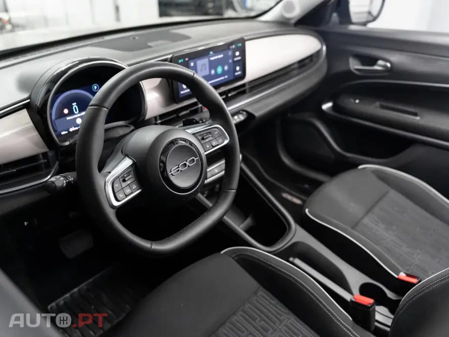 Fiat 600 1.2 Hybrid Icon