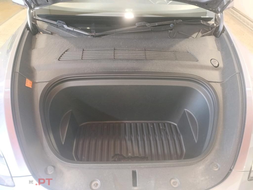 Tesla Model Y Performance Tração Integral