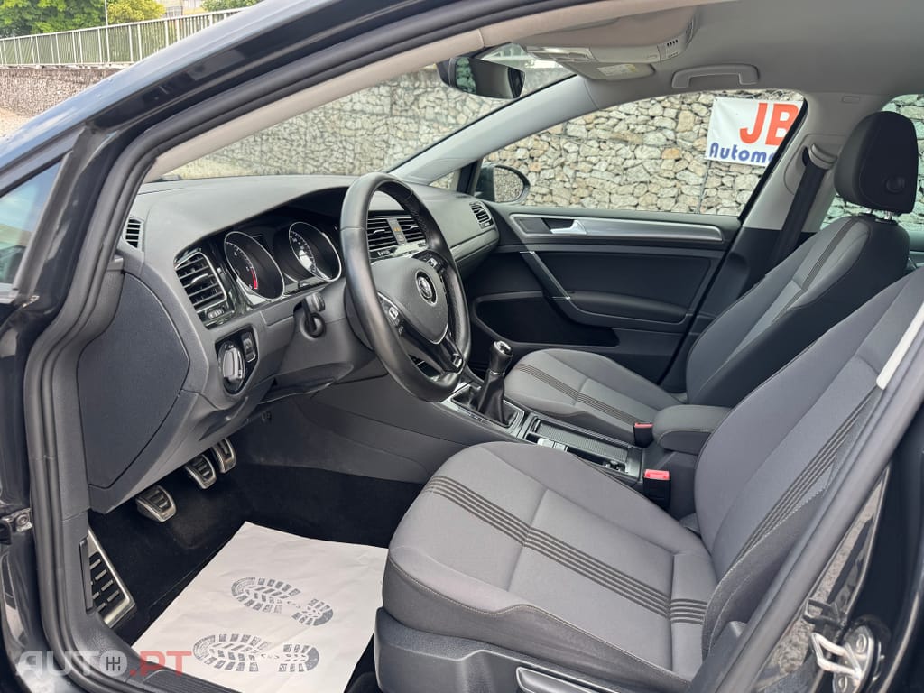 Volkswagen Golf 1.6 TDI BlueMotion Allstar