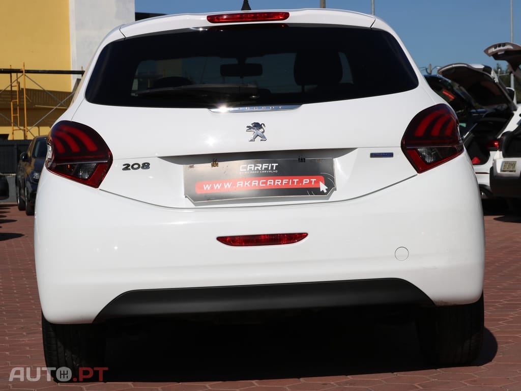 Peugeot 208 STYLE BLUE HDI