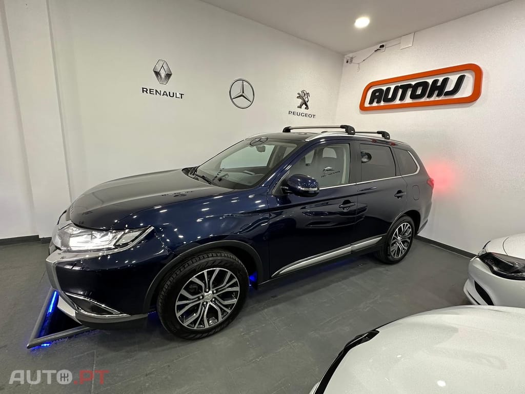 Mitsubishi Outlander 2.2 DI-D Instyle Navi