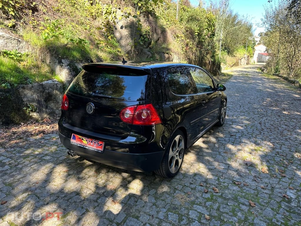 Volkswagen Golf 2.0 GTi