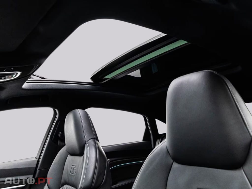 Audi E-Tron S I.V.A DEDUTIVEL