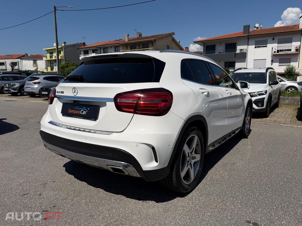 Mercedes-Benz GLA 180 AMG Line