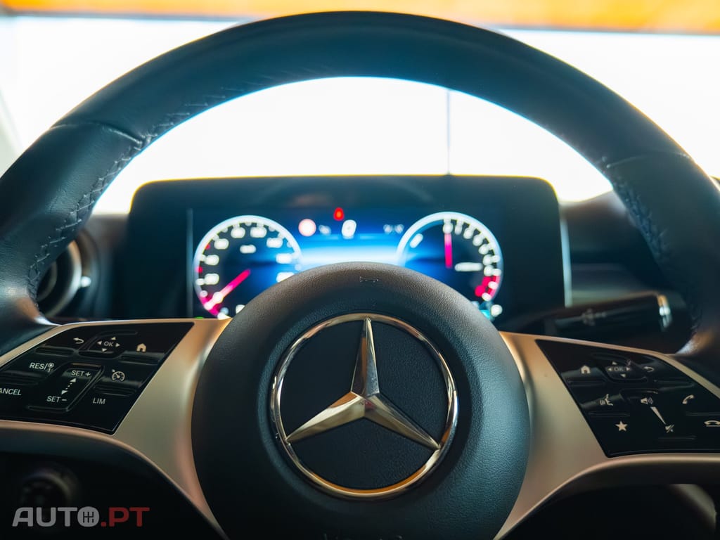 Mercedes-Benz C 300 e T 9G-TRONIC Avantgarde Advanced