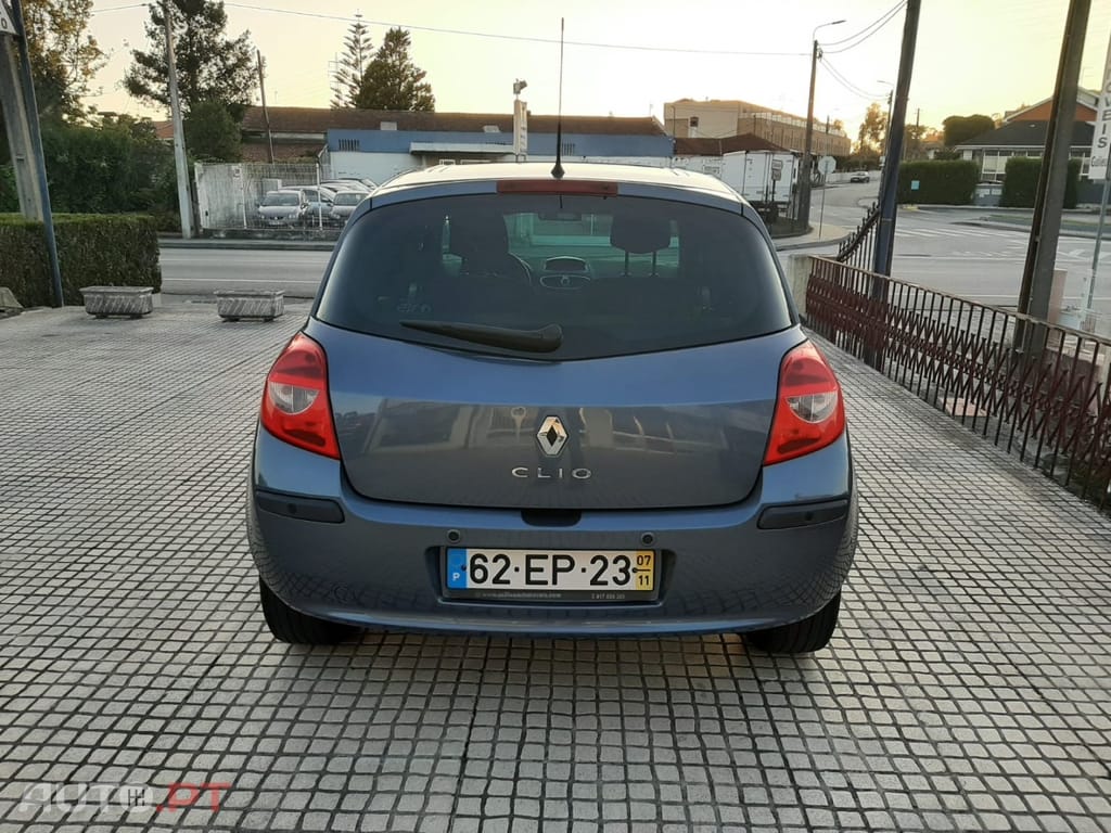 Renault Clio 1.2 16V TCE Luxe
