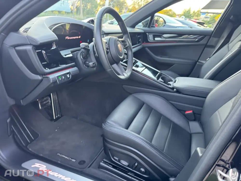 Porsche Panamera 4 E-Hybrid