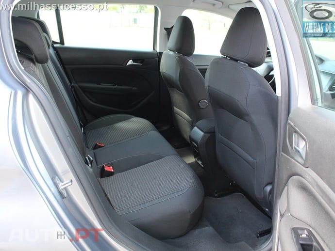 Peugeot 308 1.5 BlueHDI STYLE Aut. 131 CV