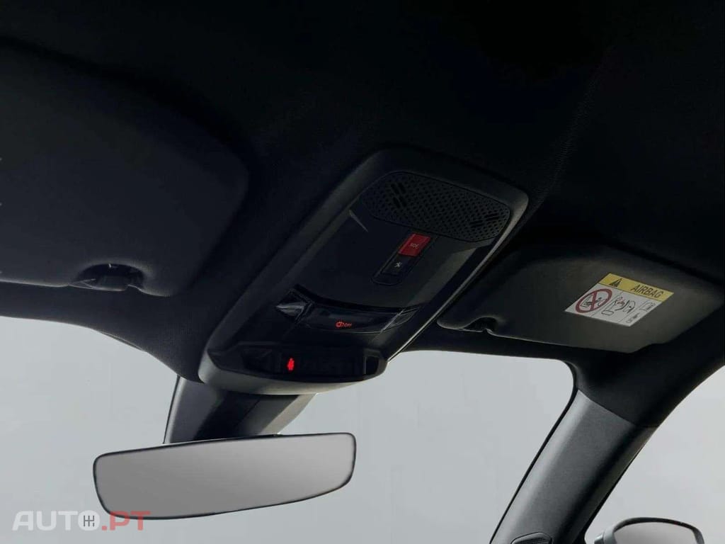 Peugeot 2008 GTLINE 1.5 BlueHdi EAT8
