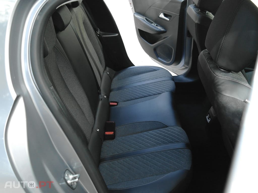Peugeot 208 1.2 PureTech Allure