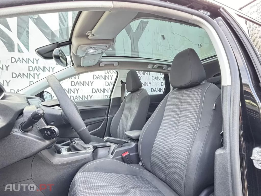 Peugeot 308 SW 1.5 BlueHDi Allure — fotografia 5