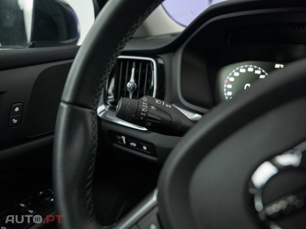 Volvo V60 2.0 T6 AWD TE Inscription Expression