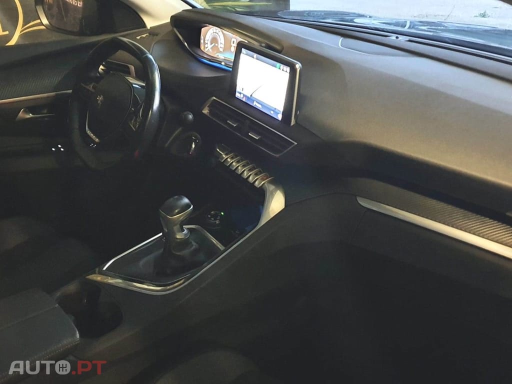 Peugeot 3008 BlueHDi 130 Stop & Start Allure Business-Pack