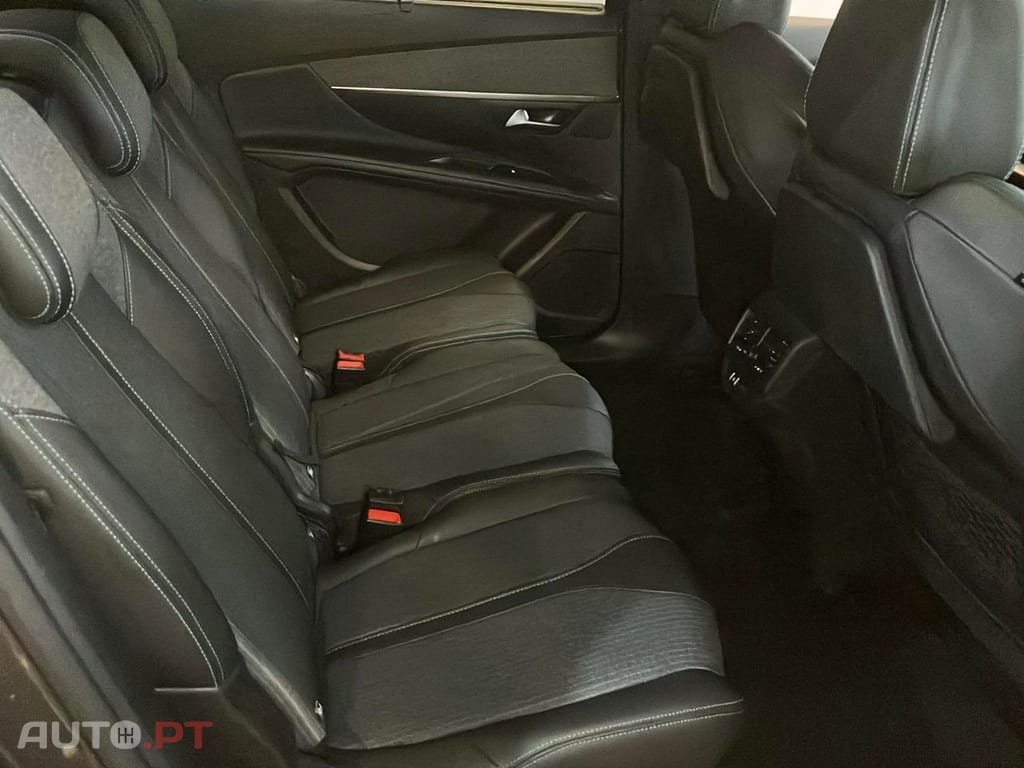 Peugeot 5008 1.5 BlueHDi Allure Pack EAT8