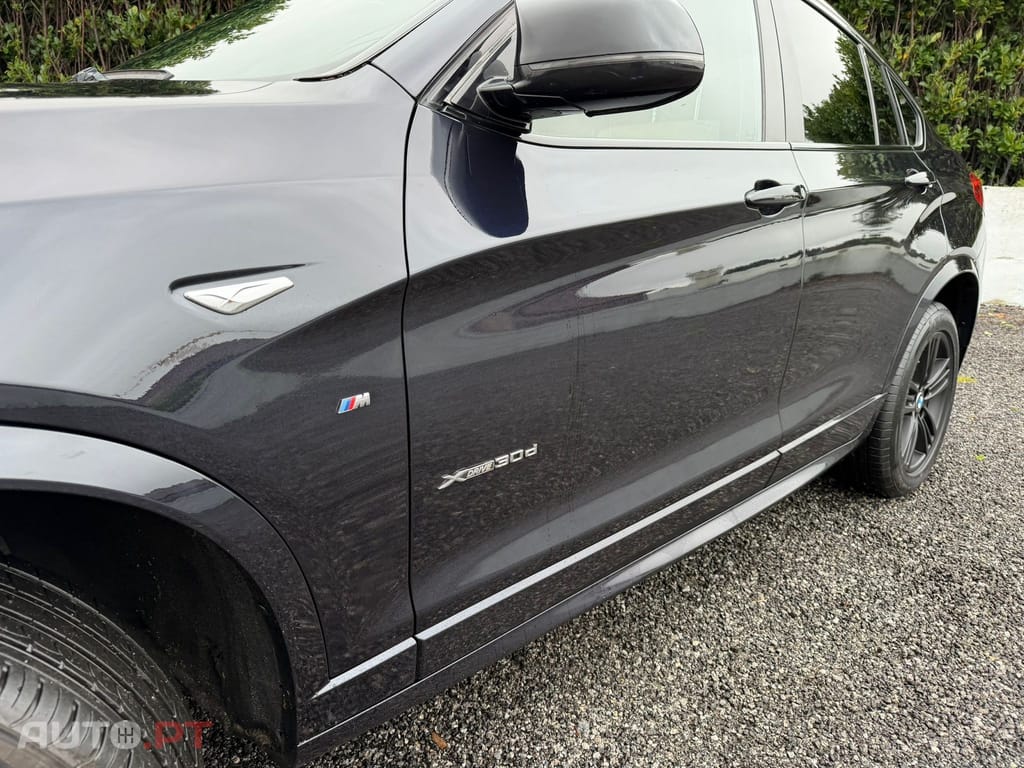 BMW X4 30 d xDrive Pack M