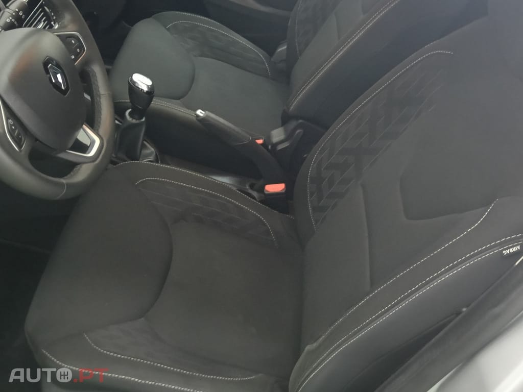 Renault Clio Sport Tourer 0.9 TCe Limited Edition