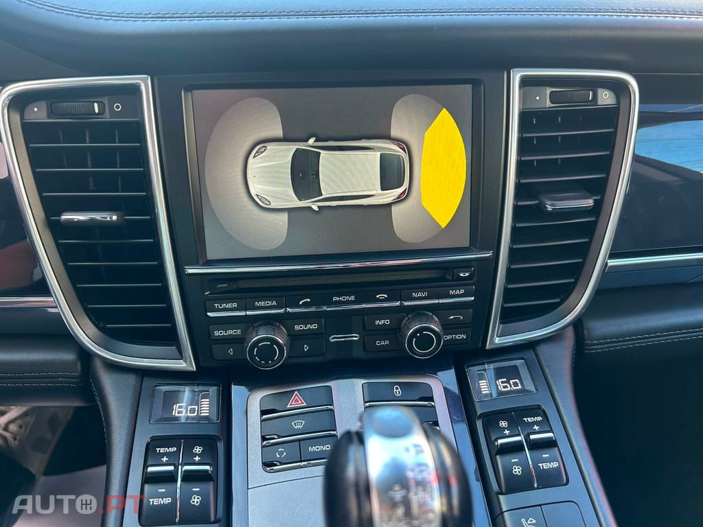Porsche Panamera 3.0 V6 Platinum Edition