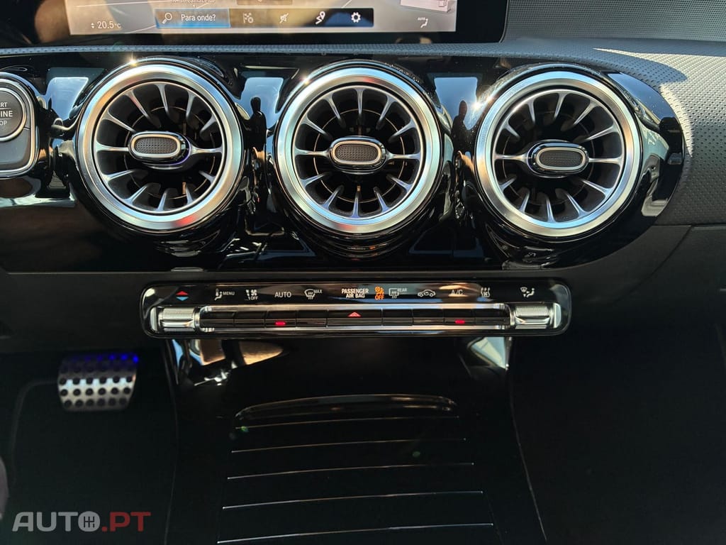 Mercedes-Benz A 250 e AMG Line
