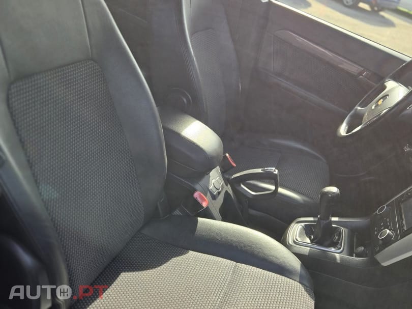 Chevrolet Captiva 2.0 VCDi LT 7L