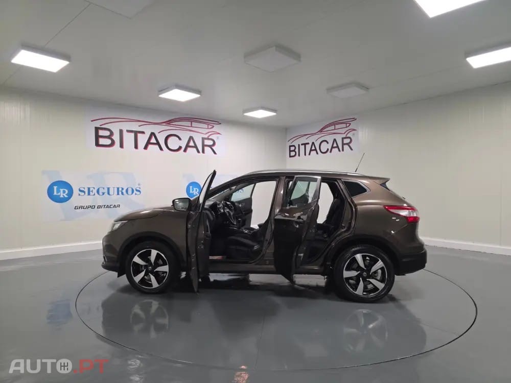 Nissan Qashqai 1.5 dCi N-Connecta Led